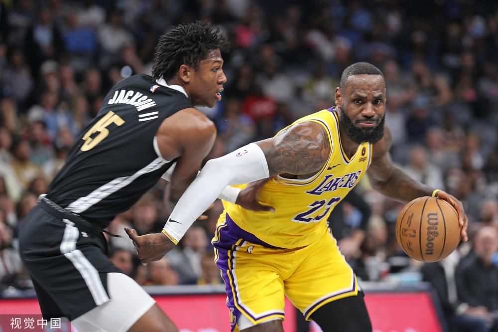 是在赛场上 是在赛场上